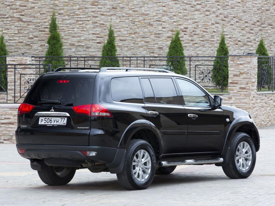  Mitsubishi Pajero Sport 2013 года  (фото 7 из 34)